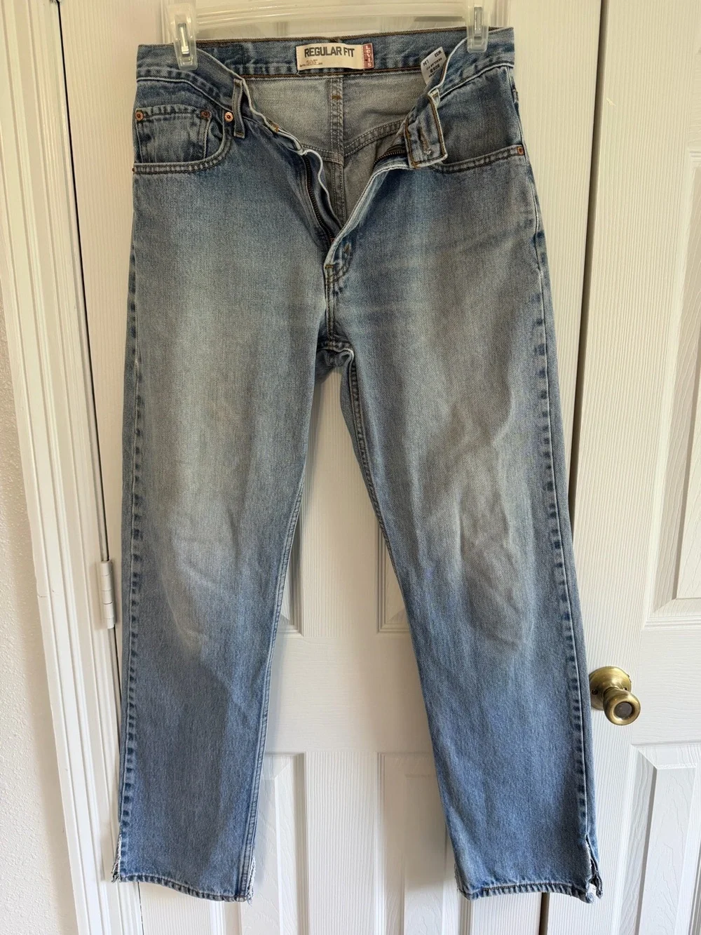 Levi’s 505 Regular Fit Jeans Light Wash Distressed Frayed Hem W38 L34 Vintage